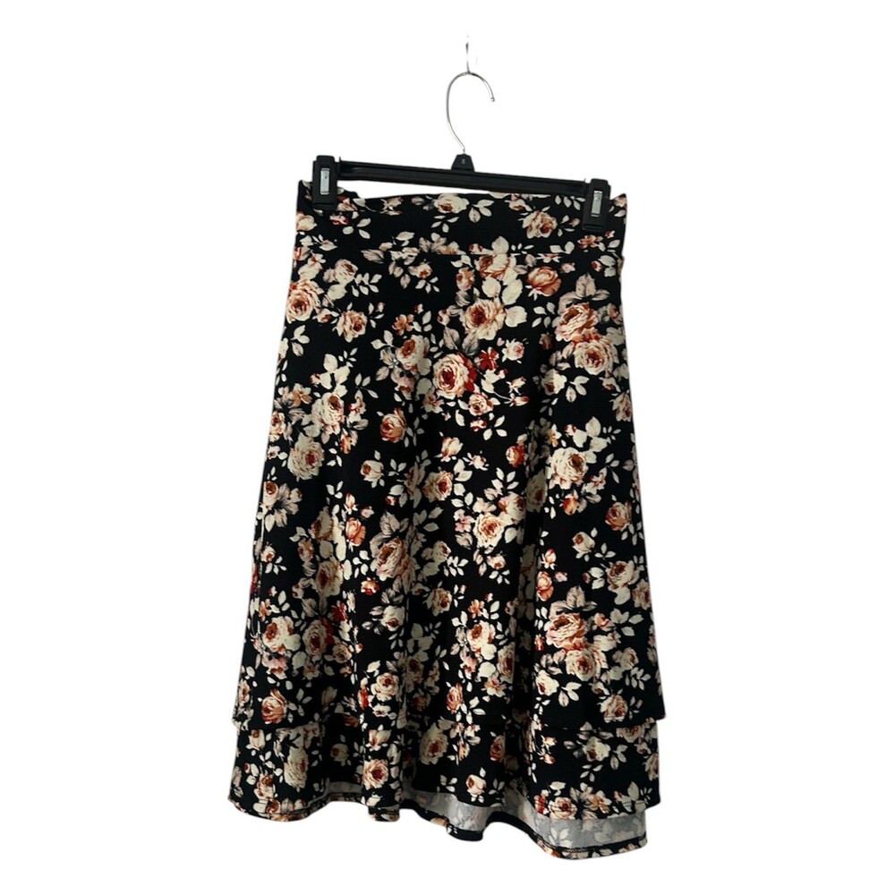 Women’s Black Floral Skirt Size 3XL